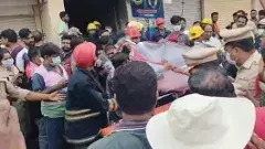 చార్మినార్ వద్ద ఘోర అగ్నిప్రమాదం, 17మంది మృత్యువాత