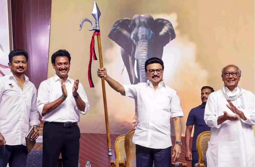 ‘‘సుప్రీం తీర్పును మార్చడానికి కేంద్రం ప్రయత్నం చేస్తోంది’’ ‘‘సుప్రీం తీర్పును మార్చడానికి కేంద్రం ప్రయత్నం చేస్తోంది’’