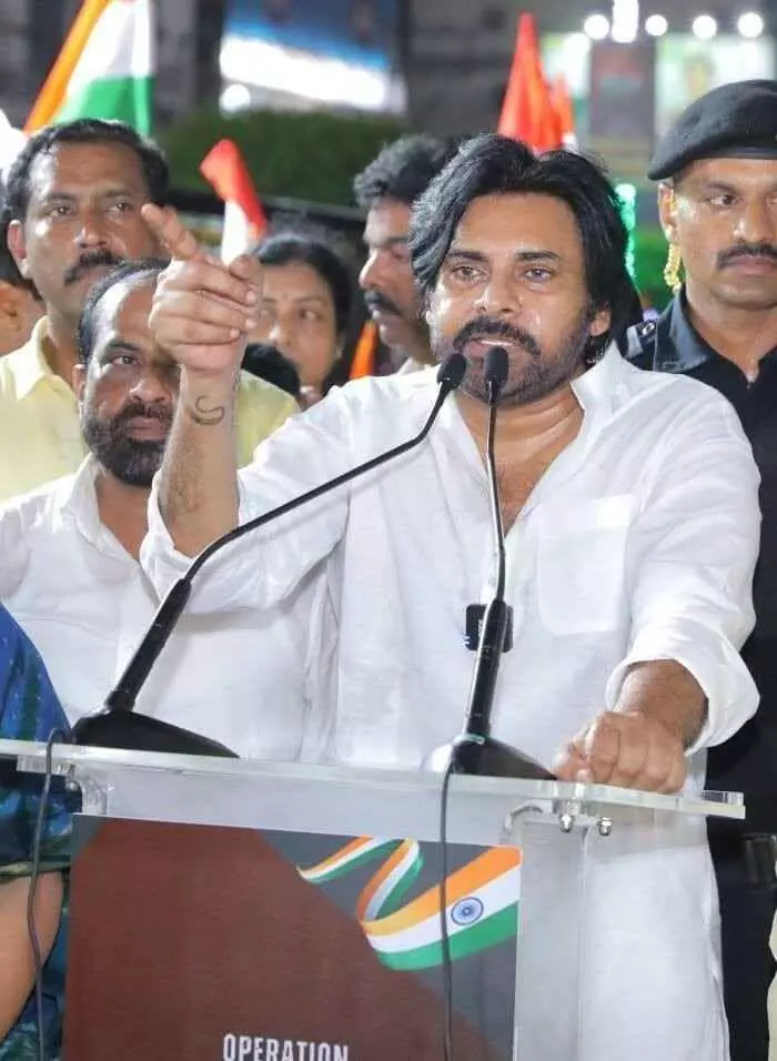 రోహింగ్యాలు, స్లీపర్ సెల్స్పై ప్రత్యేక దృష్టి పెట్టండి రోహింగ్యాలు, స్లీపర్ సెల్స్పై ప్రత్యేక దృష్టి పెట్టండి