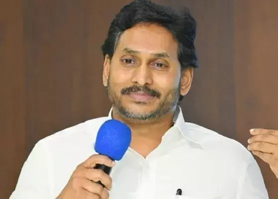 అమరావతి అప్పులు ఆకాశాన్ని అంటుతున్నాయి