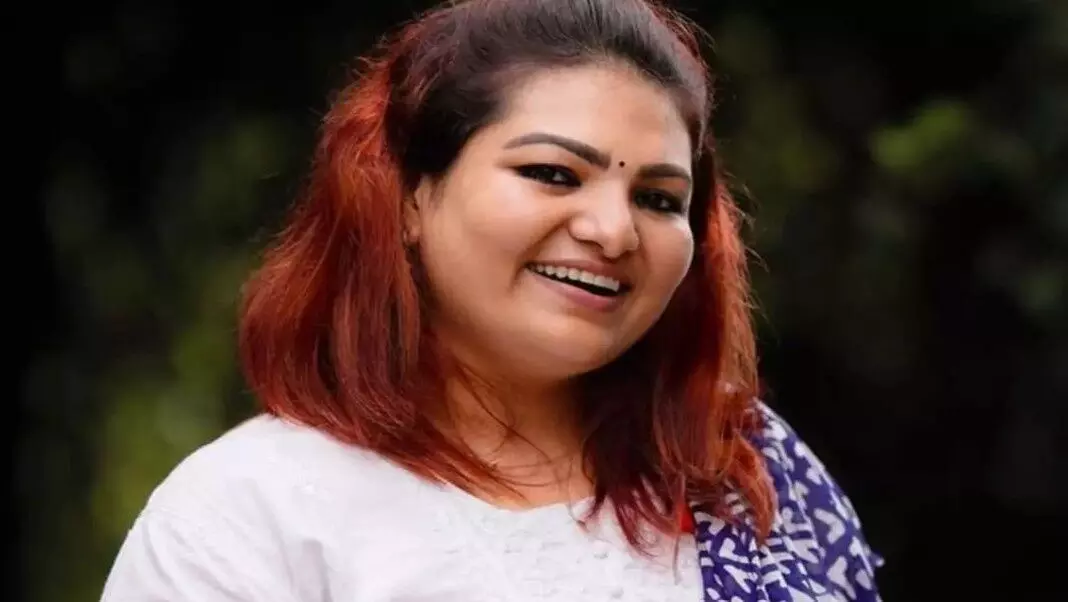‘‘మాలీవుడ్ డ్రగ్స్ వినియోగానికి ప్రత్యేక రూమ్ లు, బడ్జెట్లు’’ ‘‘మాలీవుడ్ డ్రగ్స్ వినియోగానికి ప్రత్యేక రూమ్ లు, బడ్జెట్లు’’