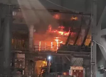 సమ్మె వల్ల కార్మికులు బతికిపోయారు - లేకుంటే అగ్నికి బలయ్యేవారు