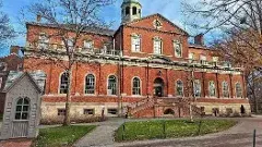 విదేశీ విద్యార్థుల మీద ట్రంప్ మరొక దెబ్బ