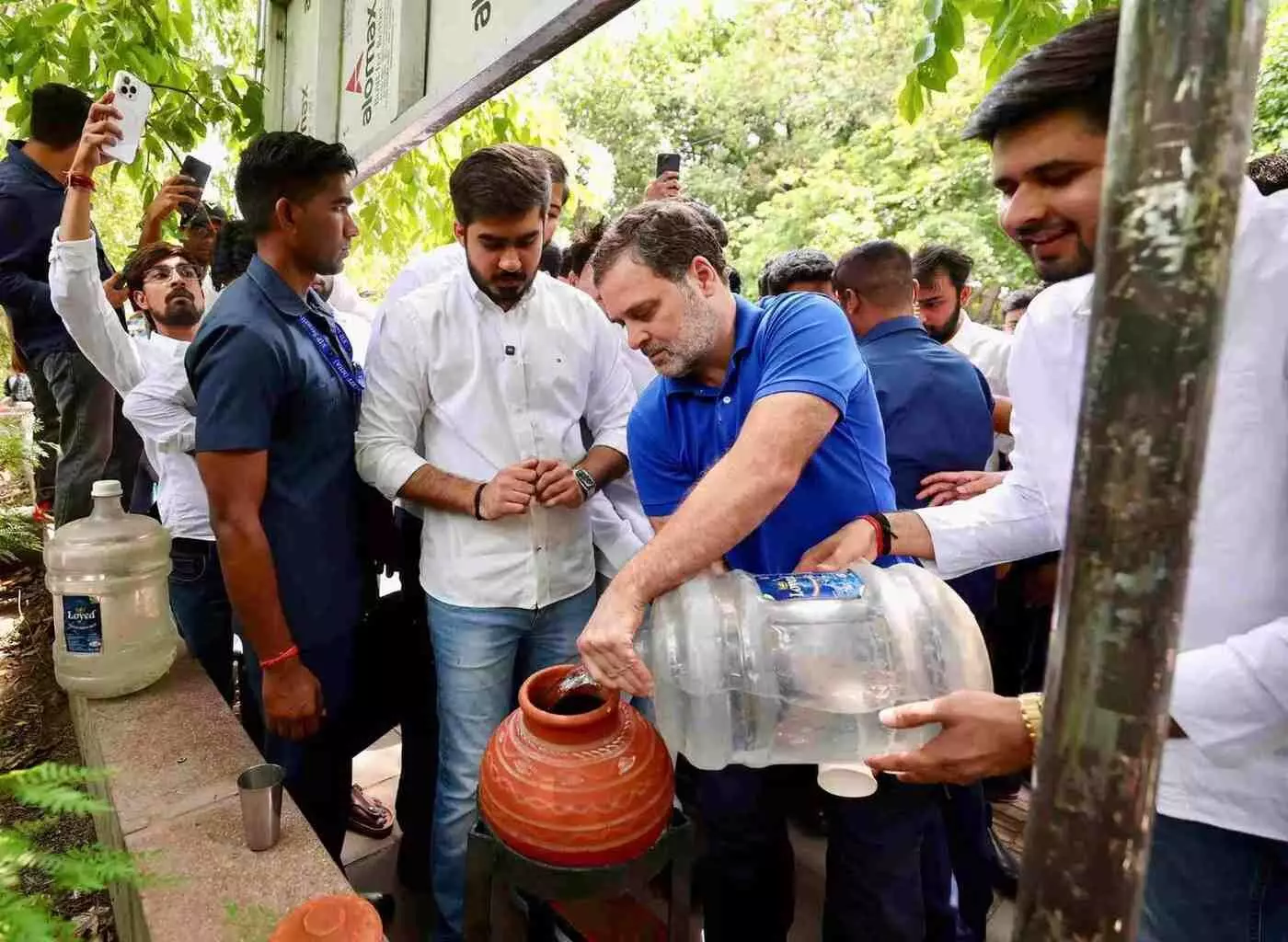 విద్యా వ్యవస్థలో సామాజిక న్యాయమెక్కడ?: రాహుల్ ఆగ్రహం విద్యా వ్యవస్థలో సామాజిక న్యాయమెక్కడ?: రాహుల్ ఆగ్రహం
