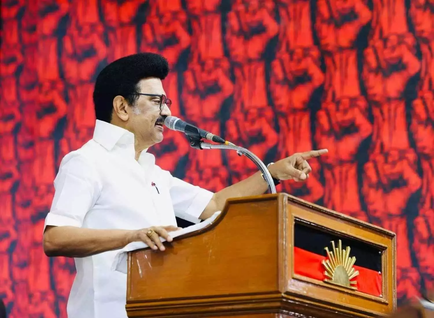 ‘ఆర్‌బీఐ నిబంధనలను పునఃపరిశీలించాలి’