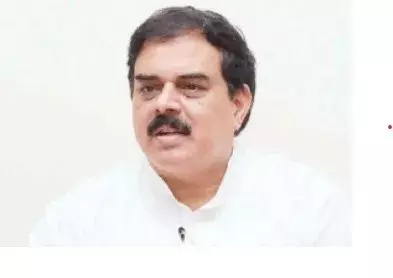 జూన్‌ 1 నుంచి రేషన్‌ షాపుల ద్వారా సరుకుల పంపిణీ