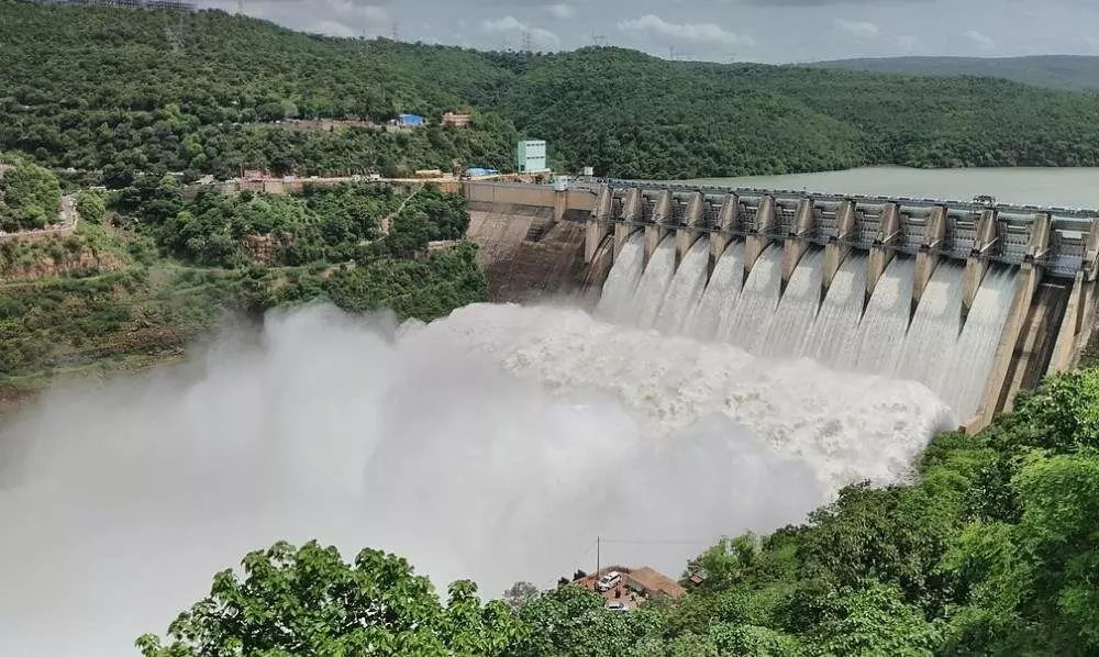 సీమ నీటి సమస్యకు, శ్రీశైలం భద్రతకు పరిష్కారం సిద్ధేశ్వరం అలుగే సీమ నీటి సమస్యకు, శ్రీశైలం భద్రతకు పరిష్కారం సిద్ధేశ్వరం అలుగే