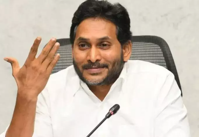 దశాబ్దాల పాలనా అనుభవం ఏమైంది చంద్రబాబు దశాబ్దాల పాలనా అనుభవం ఏమైంది చంద్రబాబు