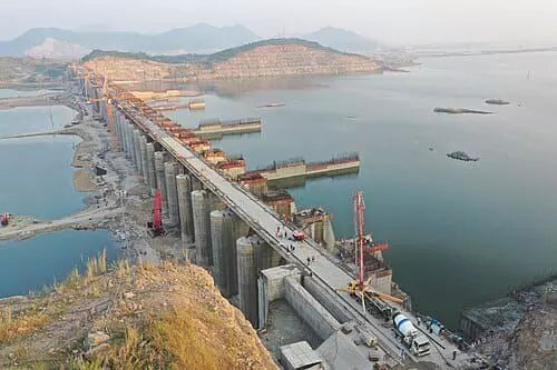Polavaram | బనకచర్ల ప్రాజెక్టు మరో కాళేశ్వరం అవుతుందా? Polavaram | బనకచర్ల ప్రాజెక్టు మరో కాళేశ్వరం అవుతుందా?