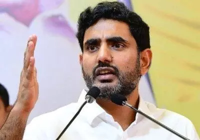 నిరసనలు తెలిపితే సంకరజాతి అంటారా నిరసనలు తెలిపితే సంకరజాతి అంటారా