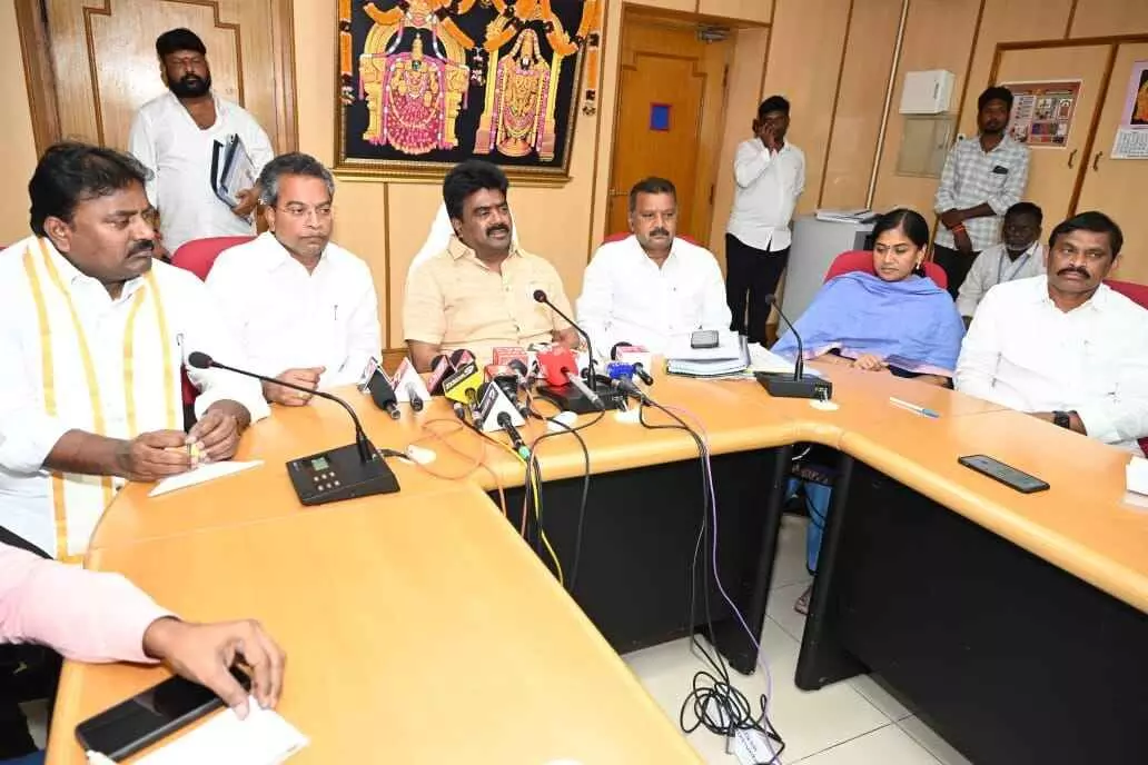 Assembly Committee | సేద్యానికి 9 గంటల నాణ్యమైన విద్యుత్ ఇవ్వండి Assembly Committee | సేద్యానికి 9 గంటల నాణ్యమైన విద్యుత్ ఇవ్వండి
