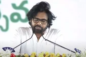 ‘దైవసాక్షి’గా పవన్ కల్యాణ్ ప్రమాణం చేసి నేటితో ఏడాది ‘దైవసాక్షి’గా పవన్ కల్యాణ్ ప్రమాణం చేసి నేటితో ఏడాది