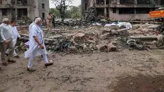 ఘటనా స్థలాన్ని పరిశీలించిన ప్రధాని మోదీ