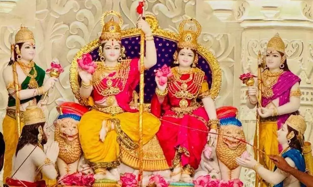 అయోధ్య రామదర్బార్లోకి భక్తులకు అనుమతి.. అయోధ్య రామదర్బార్లోకి భక్తులకు అనుమతి..