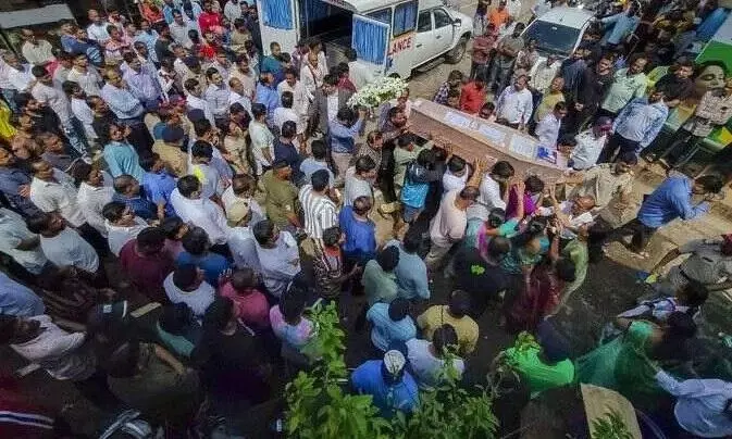 135 మంది విమాన మృతులకు డీఎన్ఏ పరీక్షలు పూర్తి 135 మంది విమాన మృతులకు డీఎన్ఏ పరీక్షలు పూర్తి