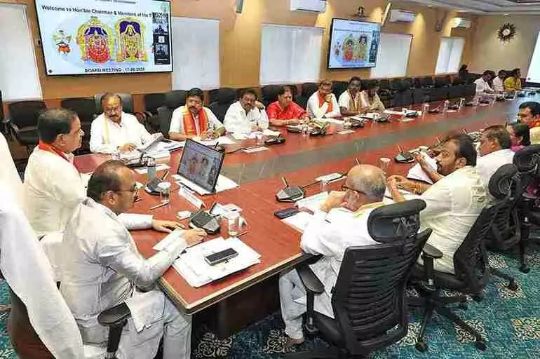 TTD Board Meet | తిరుమలలో 100 ఎలక్ట్రిక్ బస్సులతో..  ట్యాక్సీలకు చెక్