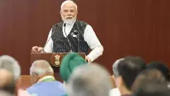 దేశపు ఉత్తమ ప్రధాని ఎవరూ? మోదీ నేనా?