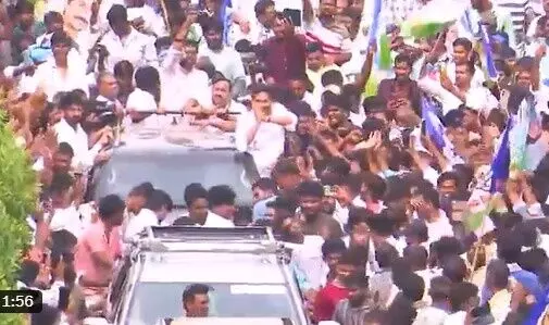 జగన్ ఓదార్పు యాత్రల వెనక వ్యూహం ఏమిటి? జగన్ ఓదార్పు యాత్రల వెనక వ్యూహం ఏమిటి?