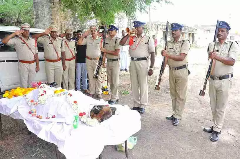 POLICE DOG | జాకీ.. మాకోసం మళ్లీ పుడతావా... POLICE DOG | జాకీ.. మాకోసం మళ్లీ పుడతావా...
