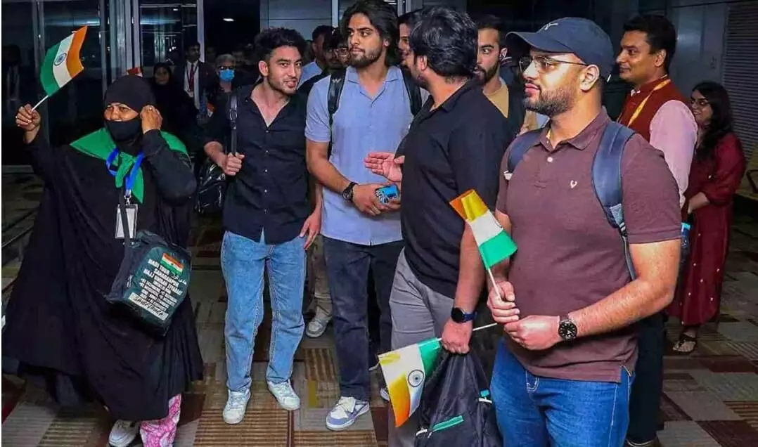 అమెరికాతో చర్చలకు ఆసక్తిగా లేము: ఇరాన్ అమెరికాతో చర్చలకు ఆసక్తిగా లేము: ఇరాన్
