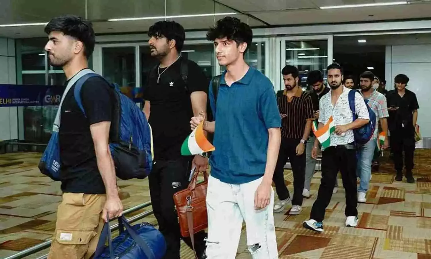 ప్రశ్నార్థకంగా విద్యార్థుల భవిష్యత్తు ప్రశ్నార్థకంగా విద్యార్థుల భవిష్యత్తు