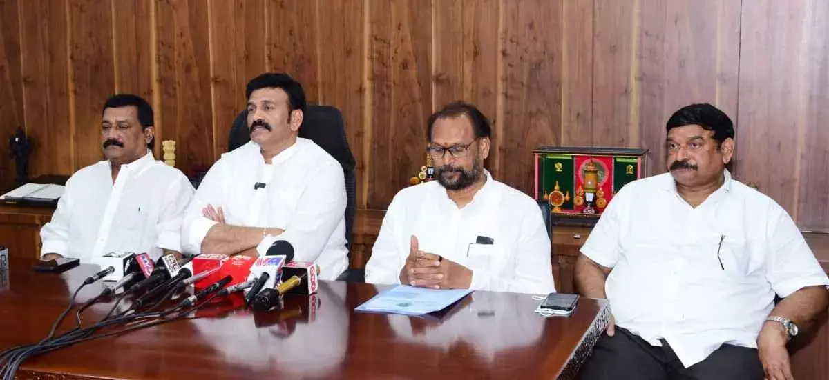 అప్పుల యాప్ లపై తప్పదు యుద్దం