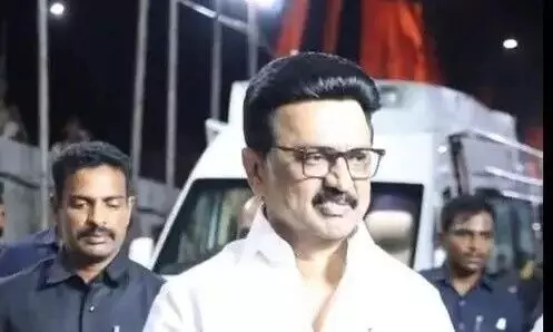 తమిళులను విభజిస్తున్నది కేంద్రమే.. తమిళులను విభజిస్తున్నది కేంద్రమే..