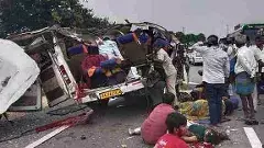 మదనపల్లె వద్ద.. తెల్లారిన ముగ్గురి ప్రాణాలు