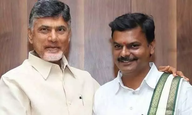 బీజేపీ మాధవ్ సీఎం చంద్రబాబుకు సన్నిహితుడే... బీజేపీ మాధవ్ సీఎం చంద్రబాబుకు సన్నిహితుడే...