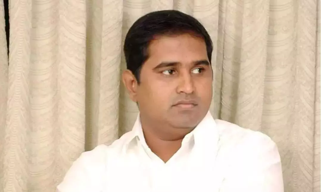 దళిత నేత హత్య కేసు: ఏడాదైన ఎక్కడి విచారణ అక్కడే? దళిత నేత హత్య కేసు: ఏడాదైన ఎక్కడి విచారణ అక్కడే?