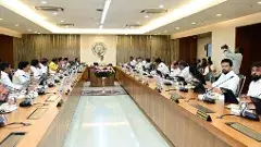 మంత్రులపై మండిపడ్డ  బాబు