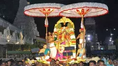 తిరుమలలో వైభవంగా గురు పౌర్ణమి గరుడ సేవ..!