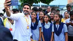 పేరుకు పోయిన ఫీజు బకాయిలు తీరేదెప్పుడు?