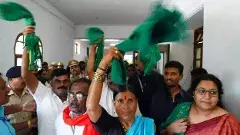 ‘దేవనహళ్లి భూములను స్వాధీనం చేసుకోం’