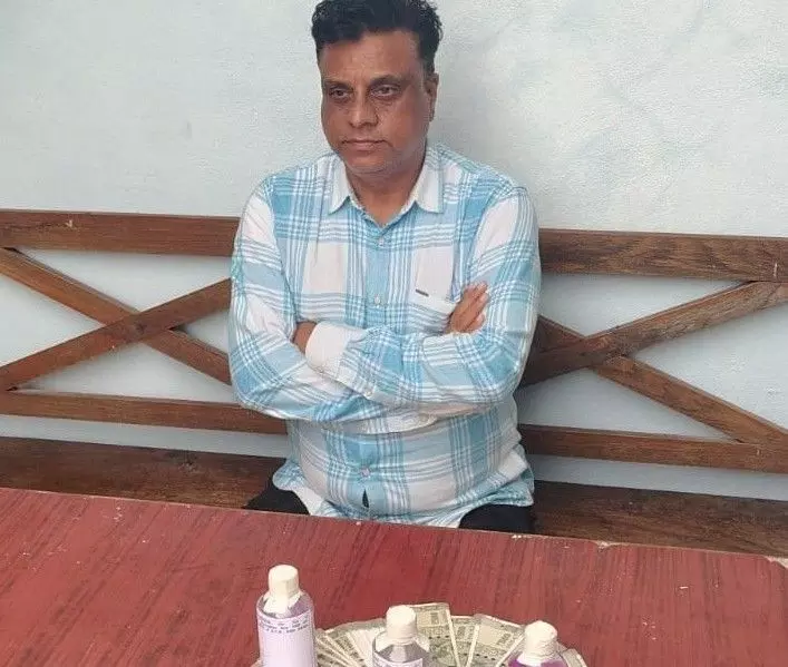 తెలంగాణలో అవినీతి అధికారులకు పోస్టింగులు, ప్రమోషన్లు తెలంగాణలో అవినీతి అధికారులకు పోస్టింగులు, ప్రమోషన్లు