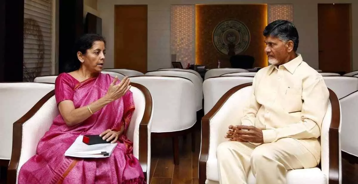 ఏపీకి రూ.10,000 కోట్లు ఇవ్వండి ఏపీకి రూ.10,000 కోట్లు ఇవ్వండి