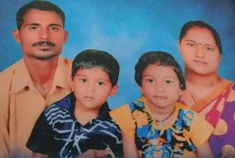 ‘కరెంట్‌ పోతే  మా నాన్న బతకరు.