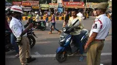 ట్రాఫిక్ పోలీసులకు గన్ ఎందుకు ఉండదు?