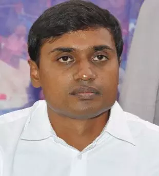 వైసీపీ ఎంపీ పెద్దిరెడ్డి మిథున్‌రెడ్డి అరెస్ట్‌
