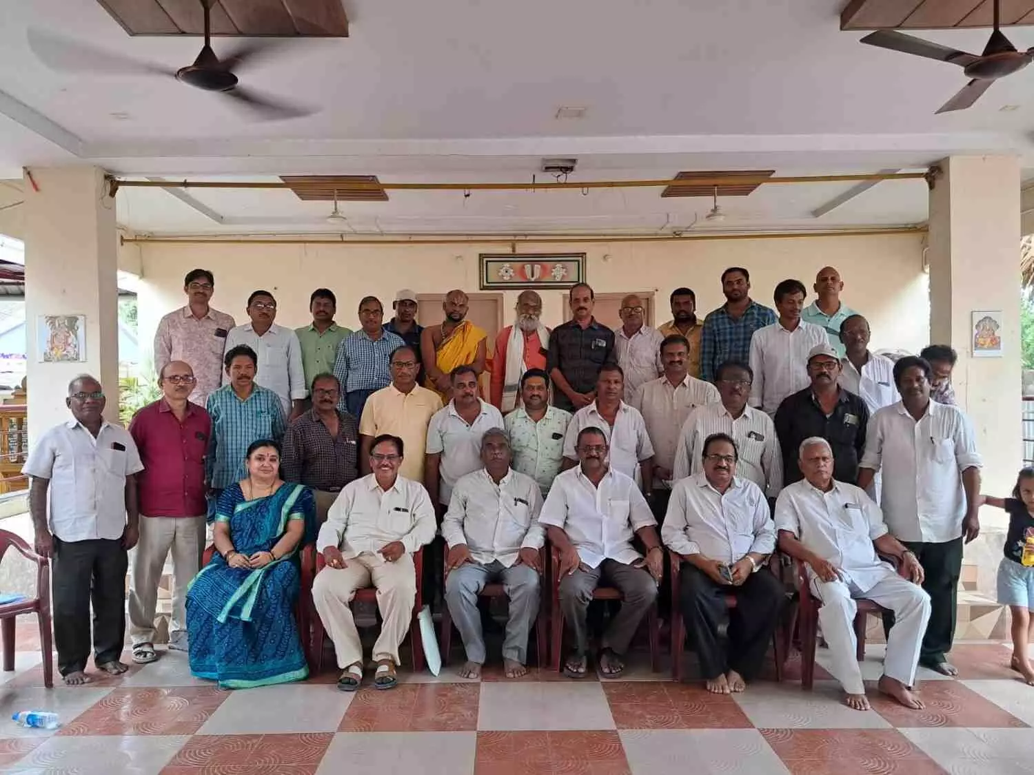 ఆ కొండలో, ఈ పురంలో – మోసం ఒకటే.. ఆ కొండలో, ఈ పురంలో – మోసం ఒకటే..