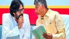 బాబు, పవన్ మాటల వైరుధ్యం!