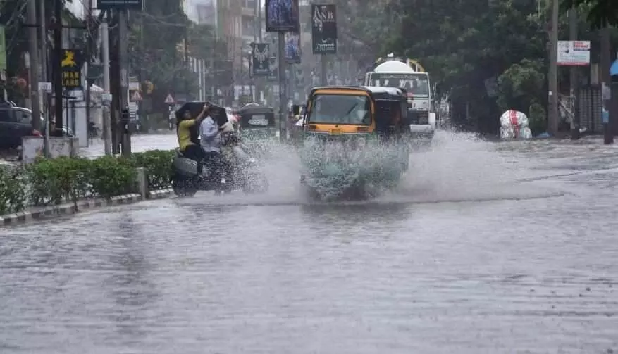 ఏపీలో భారీ వర్షాలు ఏపీలో భారీ వర్షాలు