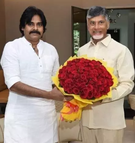 చంద్రబాబు ఆకాంక్ష ఆశ్చర్యాన్ని కలిగించింది చంద్రబాబు ఆకాంక్ష ఆశ్చర్యాన్ని కలిగించింది
