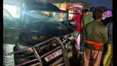 రోడ్డు ప్రమాదంలో ఇద్దరు డీఎస్పీలు మృతి