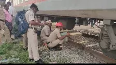 జయంతి ఎక్స్ప్రెస్ రైలుకు తప్పిన ప్రమాదం