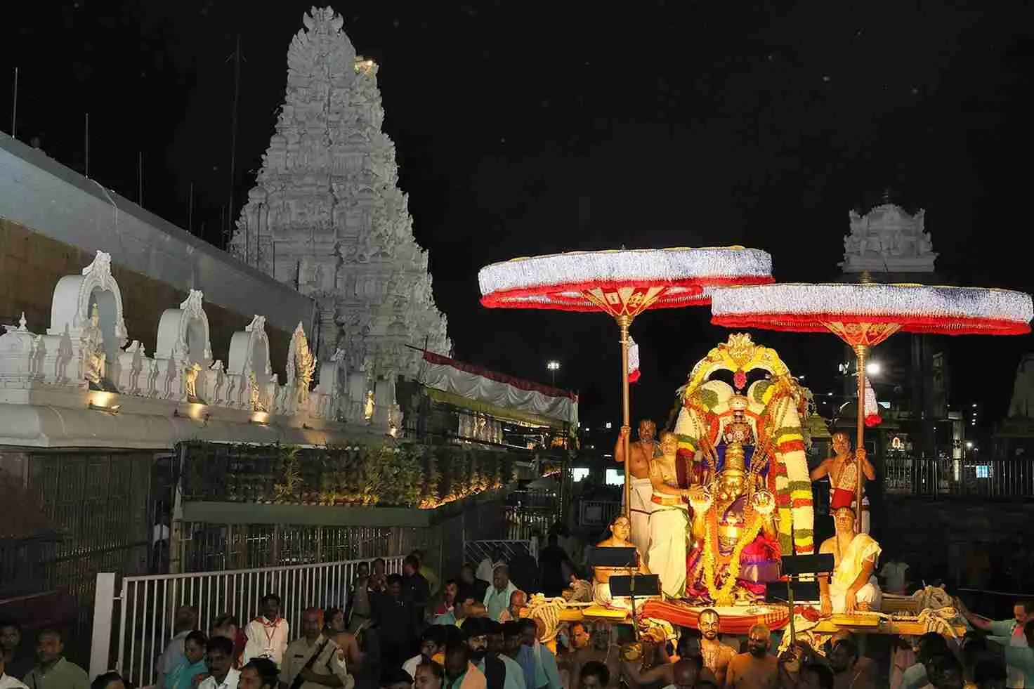 Tirumala || తిరుమలలో ఘనంగా గరుడ పంచమి వేడుకలు..! Tirumala || తిరుమలలో ఘనంగా గరుడ పంచమి వేడుకలు..!