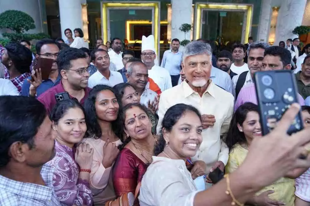 విజయవంతంగా సింగపూర్‌ పర్యటన