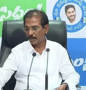 రూ.11 కోట్ల కరెన్సీ నోట్లను ఎందుకు రికార్డు చేయలేదు?