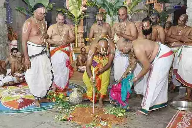 శ్రీవారి ఆలయంలో పవిత్రోత్సవాలకు అంకురార్పణ ఎలా చేశారంటే...