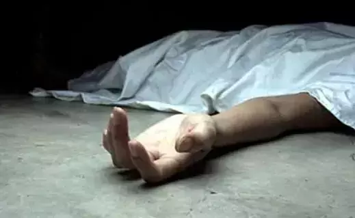 వివాహేతర సంబంధం–తల్లి, ఇద్దరి కూతుళ్లను బలితీసుకుంది